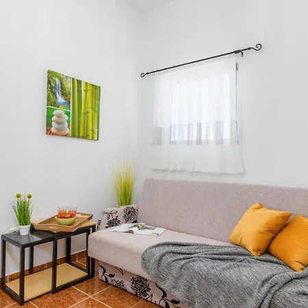 Amelia - By Guide Appartamento Medolino